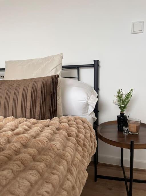 Apartment Willkommen In Ihrem Silvollen Zuhause Auf Zeit - Ein Ort Zum Wohlfuehlen *
